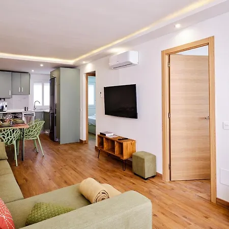 Leo Home- Bright & Centric 3 Bedrooms Apartment With Private Parking Included Málaga Esterno foto