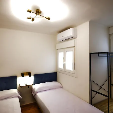 Leo Home- Bright & Centric 3 Bedrooms Apartment With Private Parking Included Málaga Esterno foto