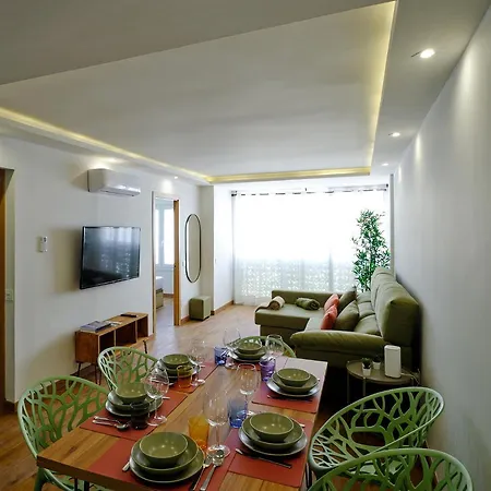 Leo Home- Bright & Centric 3 Bedrooms Apartment With Private Parking Included Málaga Esterno foto
