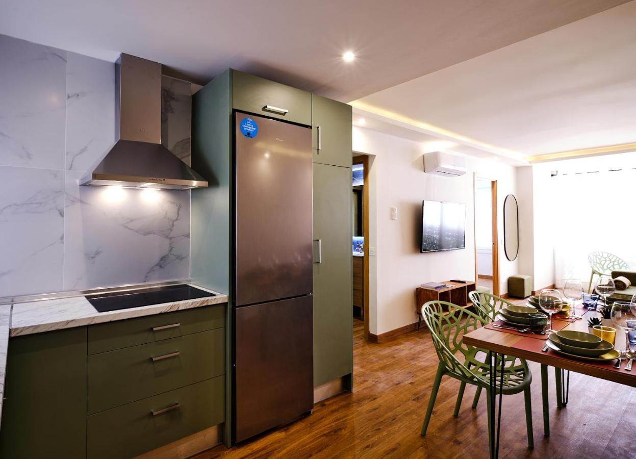 Apartament Leo Home- Bright & Centric 3 Bedrooms With Private Parking Included Màlaga
